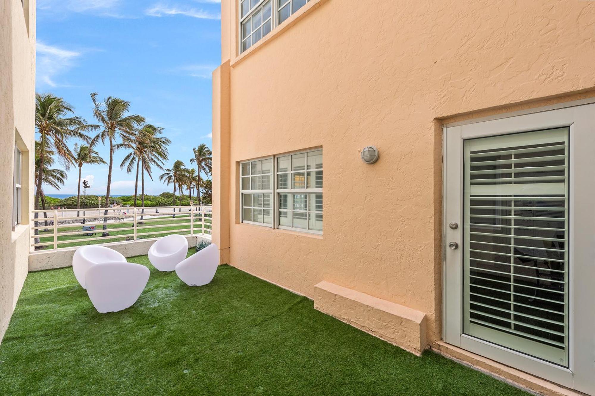 South Beach Suites In Ocean Drive Miami Beach Exterior foto